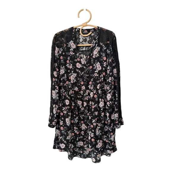 Torrid Lexi Lace Hi Lo Babydoll Tunic Black Pink Floral Button Front Size 2 2X - Picture 13 of 14